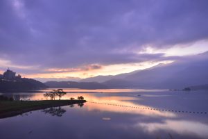 Read more about the article 導讀資源＿靜思妙蓮華＿序品＿第五十週＿佛入涅槃、法身常住