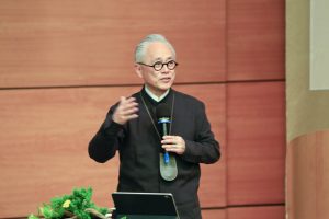 Read more about the article 營隊課程＿超大超小又超快，怎麼辦？